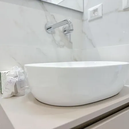 Apartment Gioia 67 - 5 Min Dalla Stazione